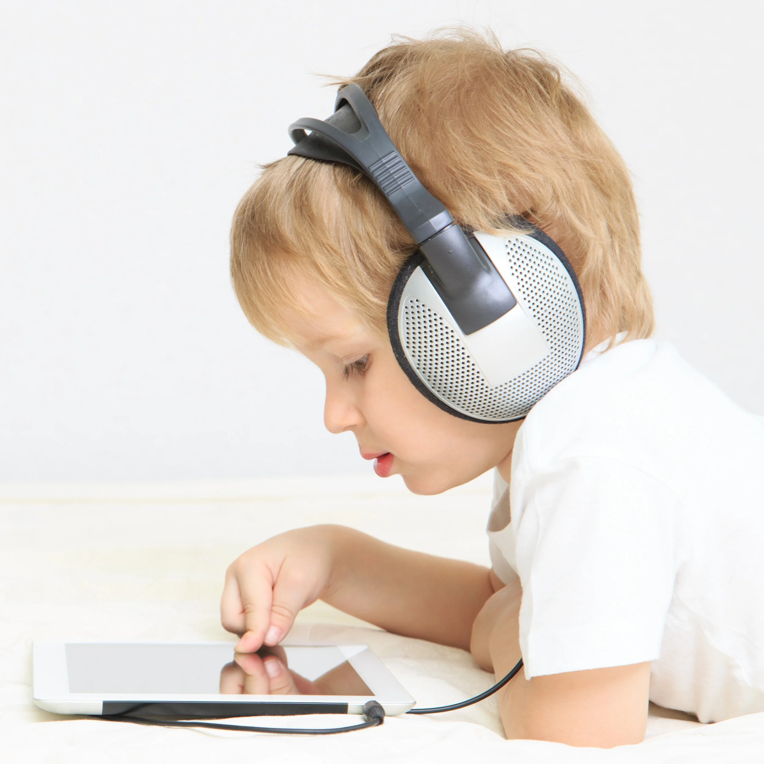 Child using Kids Hearing Game